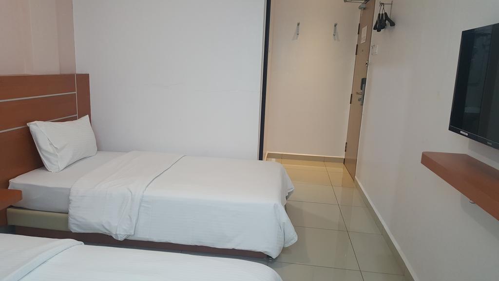 Dota Hotel Άλορ Σταρ Δωμάτιο φωτογραφία